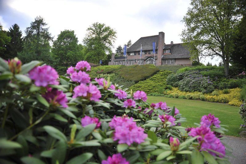 Fletcher Hotel Restaurant De Wipselberg-Veluwe Beekbergen Bagian luar foto