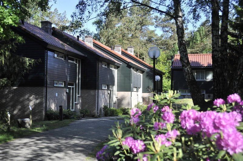 Fletcher Hotel Restaurant De Wipselberg-Veluwe Beekbergen Bagian luar foto
